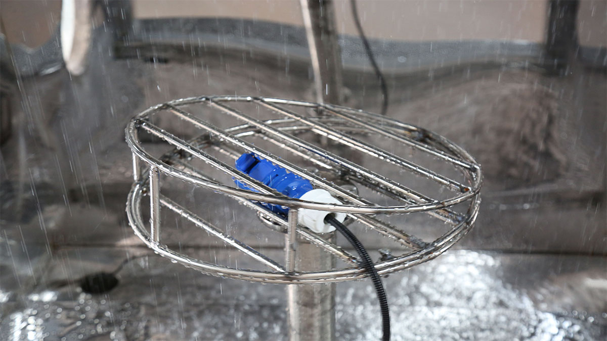 Water_Ingress_Test_Chamber4.jpg Water_Ingress_Test_Chamber4.jpg