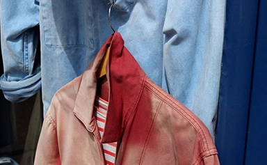 สิ่งทอและเครื่องแต่งกาย